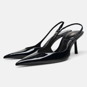Slingback shoes with a patent effect