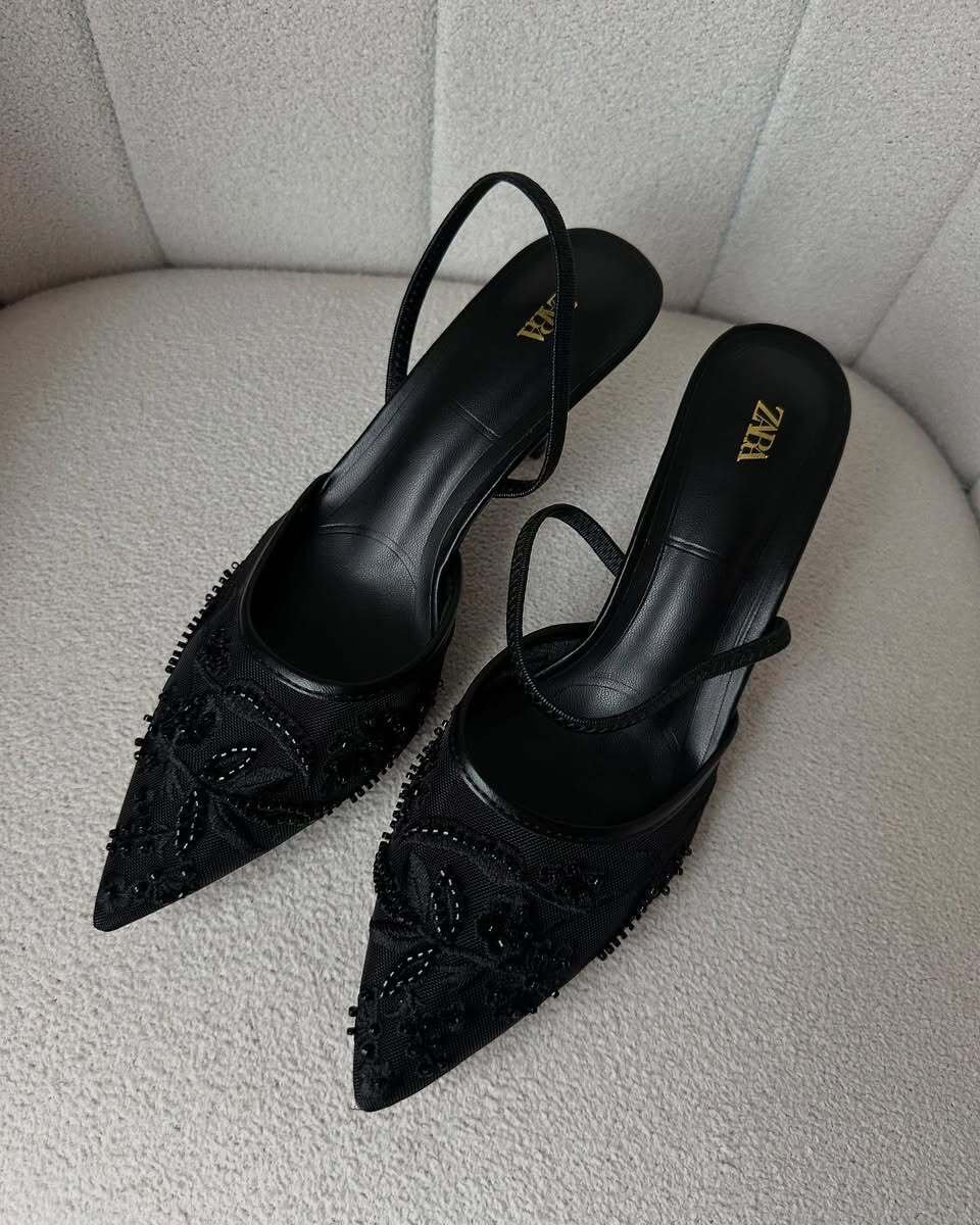 Black bridal embroidery heel